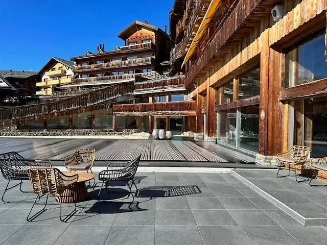 Etrier - In With Access To Pool, And Facilities * كرانز مونتانا